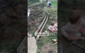 How to Make a Stylish and Inexpensive Concrete Curb in Your Yard